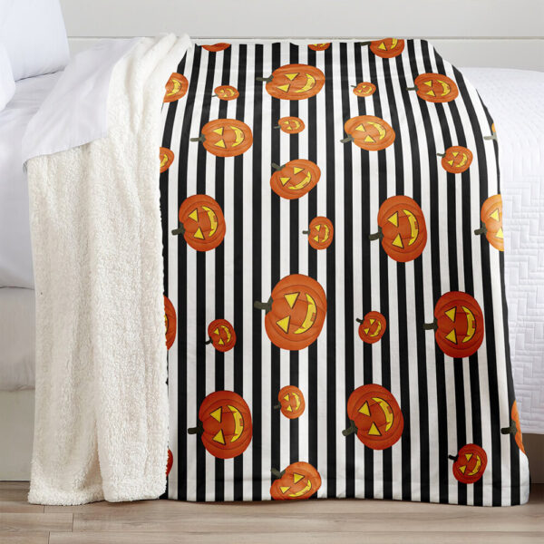 Halloween Pumpkin Pattern All Over Print Fleece Blanket
