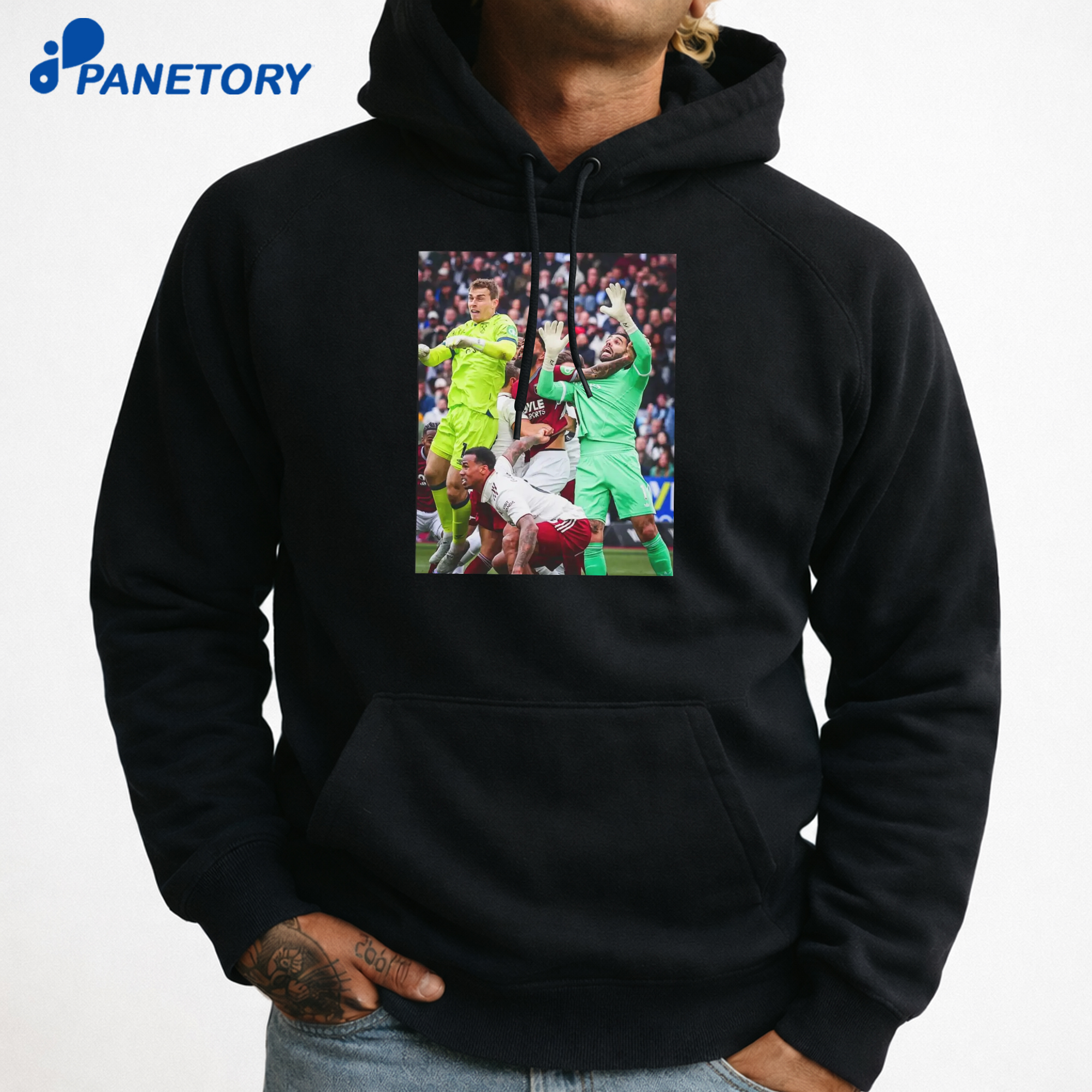 Pablo Fouled David Raya T-Shirt 7 Pablo Fouled David Raya T-Shirt 3