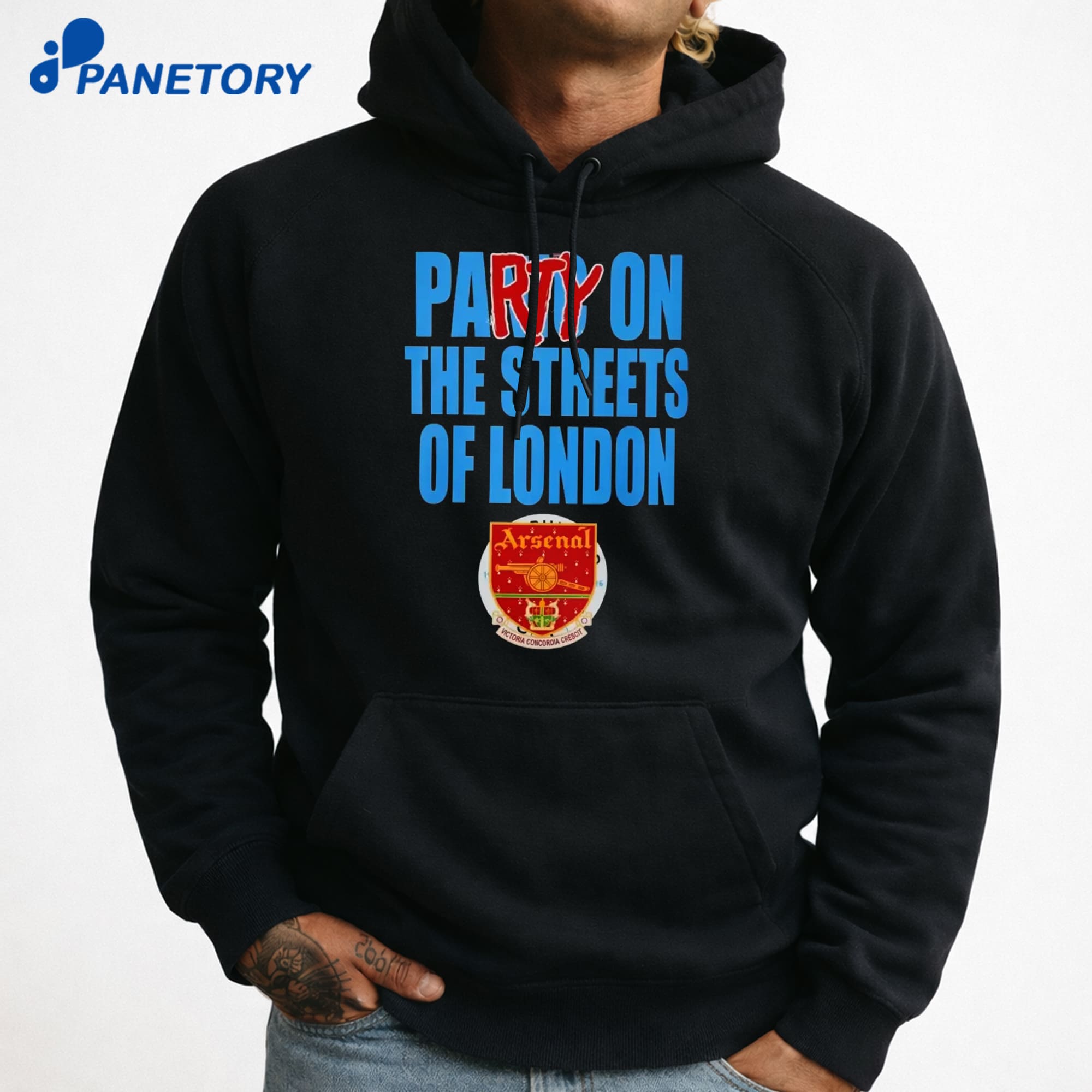 Party On The Streets Of London T-Shirt 7 Party On The Streets Of London T-Shirt 3